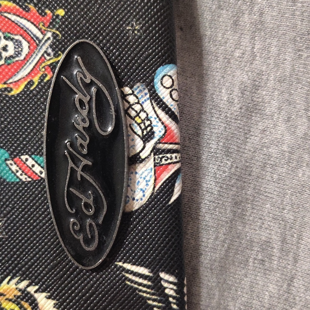 Ed Hardy Black Wallet with Colorful Tattoo Art - Picture 4 of 7